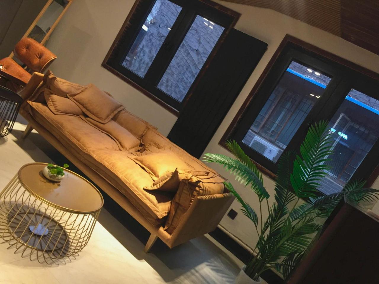ซีอานจาโน แบ็คแพคเกอร์ Hostel ภายนอก รูปภาพ