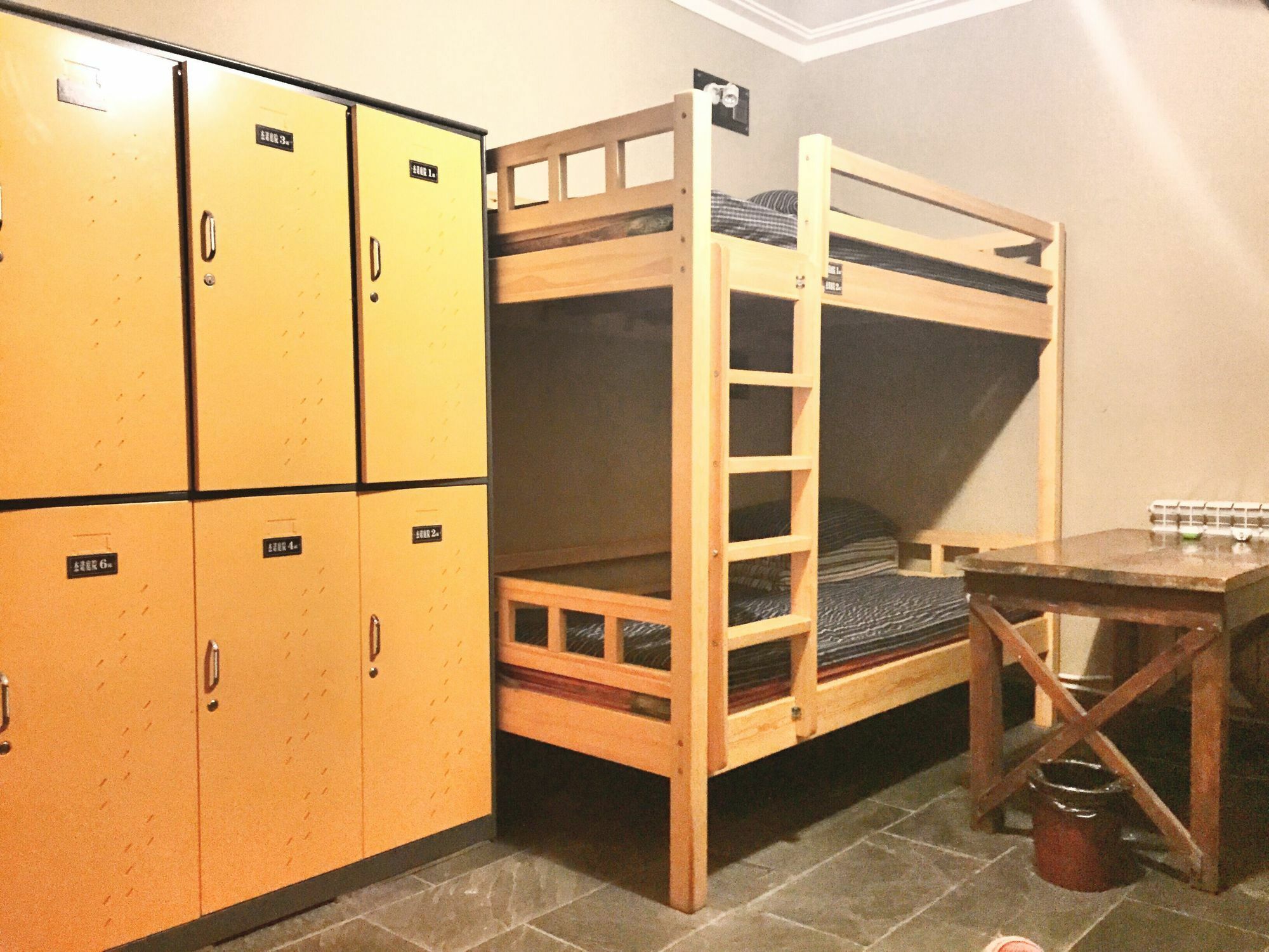 ซีอานจาโน แบ็คแพคเกอร์ Hostel ภายนอก รูปภาพ